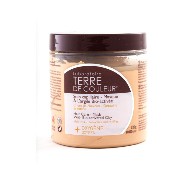 Les vitamines des cheveu ajouter le shampooing