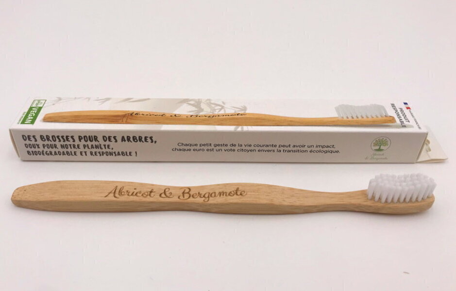 Abricot et Bergamote - Brosses à dent - Adulte blanche Abricot et Bergamote - Brosses à dent - Adulte blanche