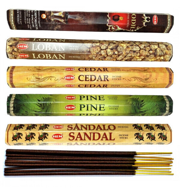 HEM - Assortiment d'encens - Bouquet "Parfums boisés" (5 parfums). Lo HEM - Assortiment d'encens - Bouquet "Parfums boisés" (5 parfums). Lo